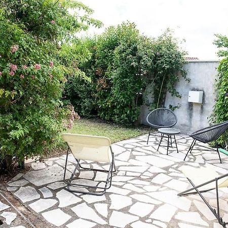 Petit Paradis . Pujaut Exterior foto
