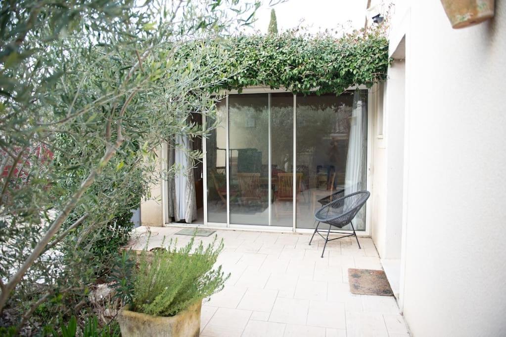 Petit Paradis . Pujaut Exterior foto
